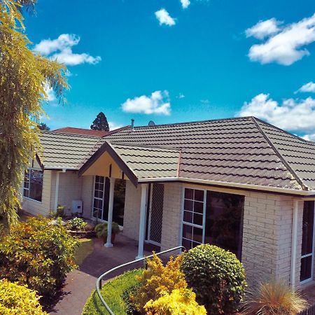 タウポ Tui Houseヴィラ エクステリア 写真