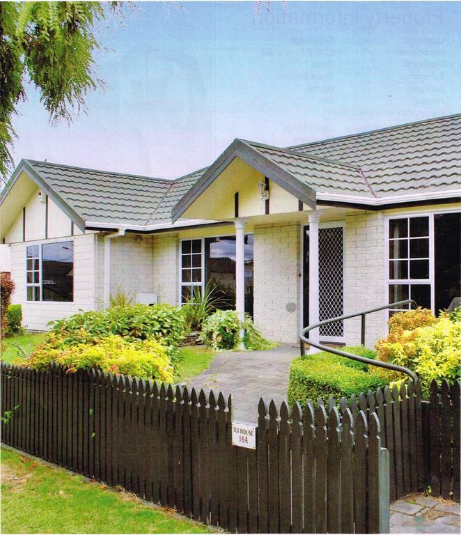 タウポ Tui Houseヴィラ エクステリア 写真